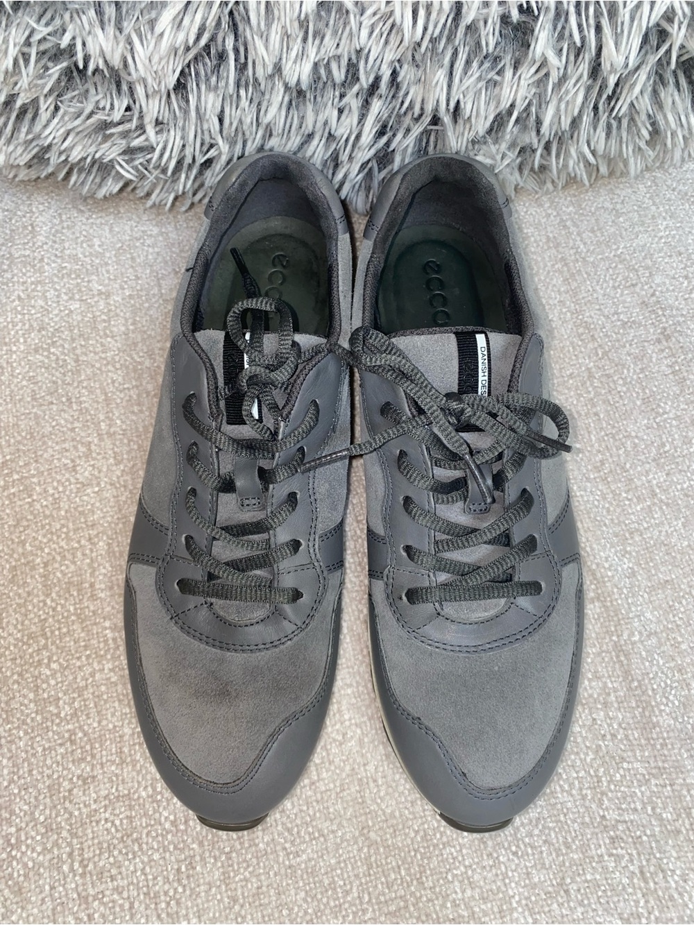 ECCO Danish Design Grey Suede Leather Low Top Sneakers Size 41 (7-7.5)